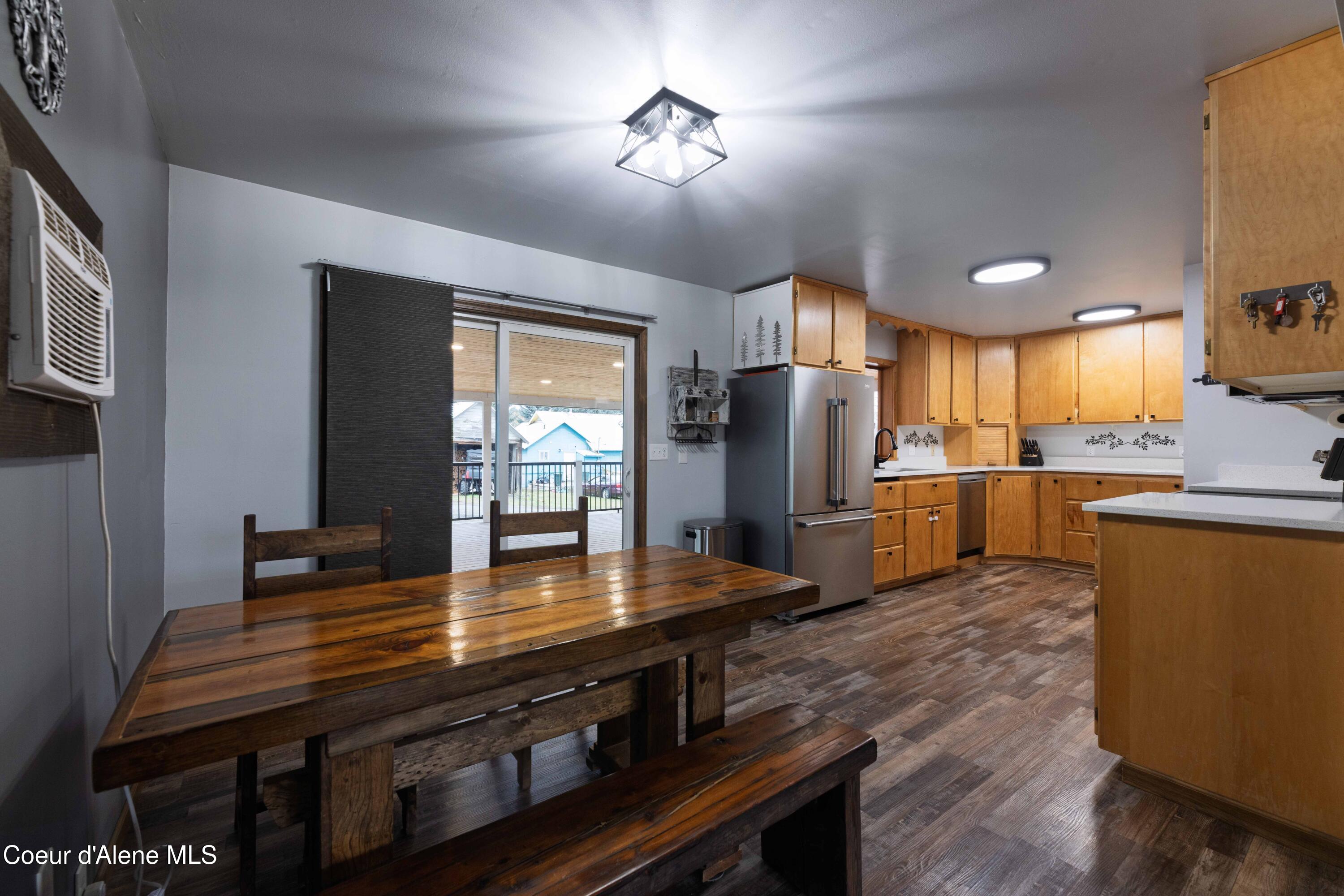 333 South 14th Street St. Maries, ID 83861 - Photo 14 of 39 Dining/Kitchen