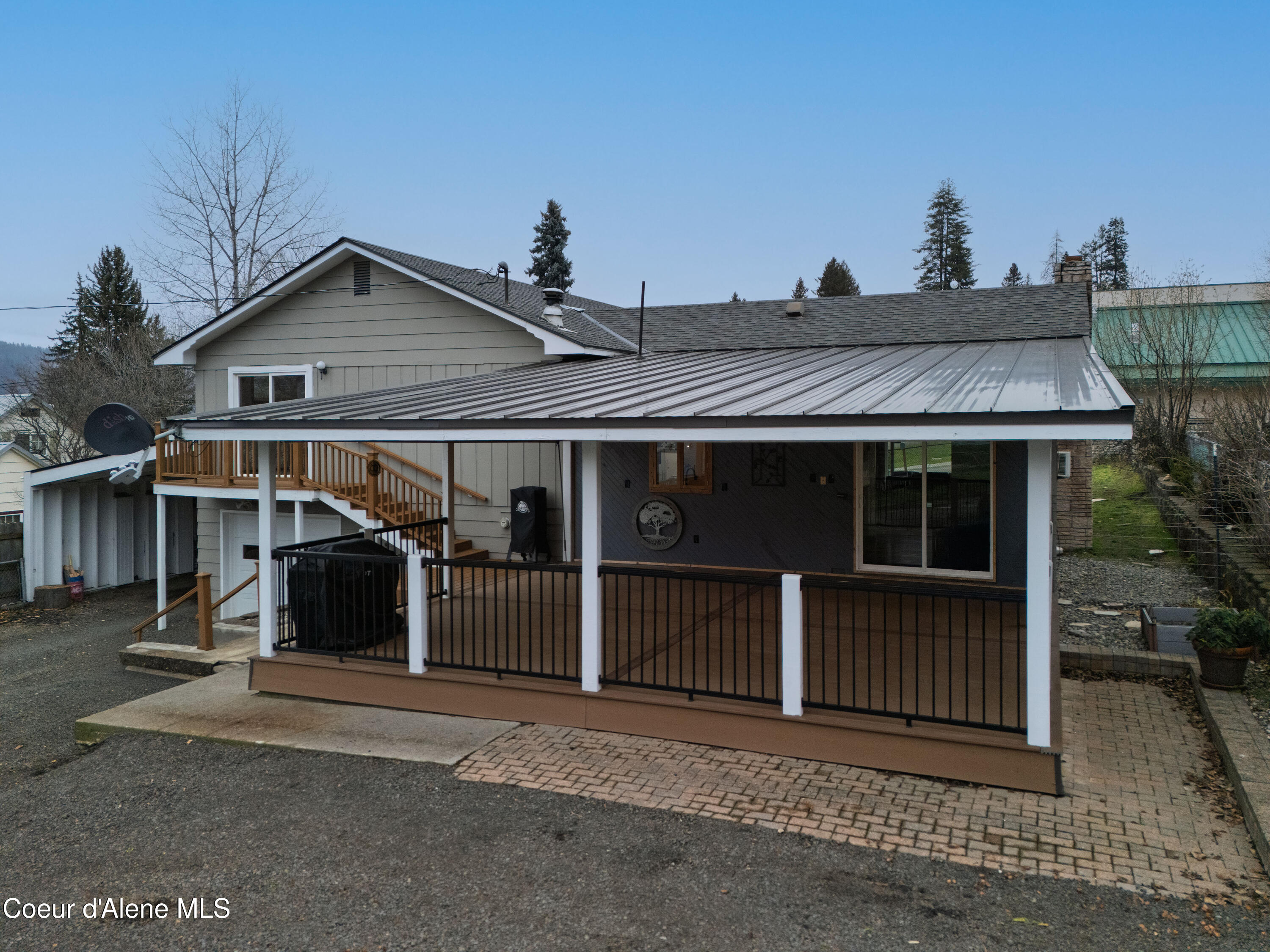 333 South 14th Street St. Maries, ID 83861 - Photo 5 of 39 Back Porch