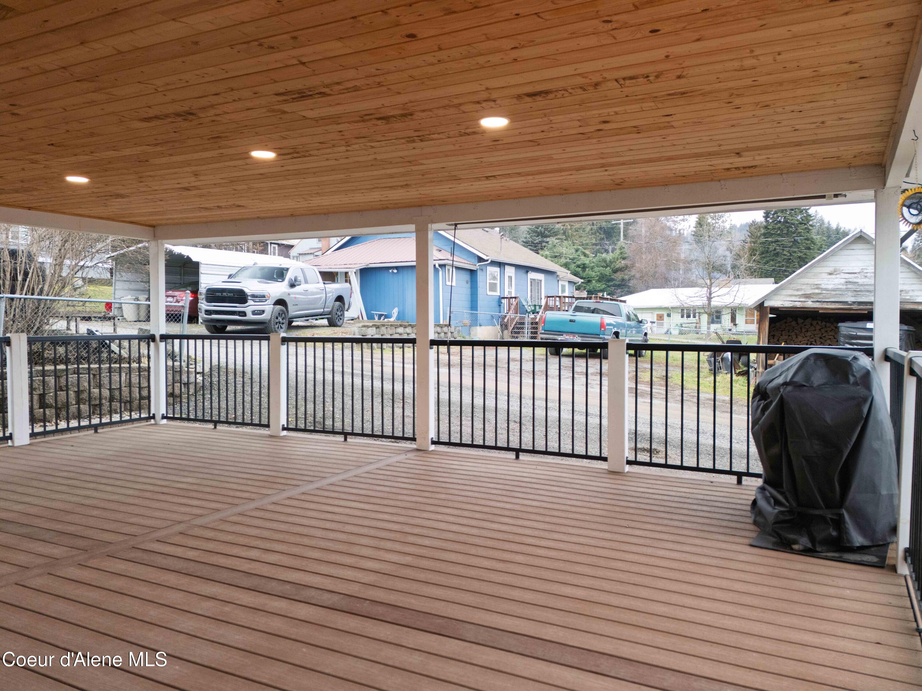 333 South 14th Street St. Maries, ID 83861 - Photo 7 of 39 Back Porch