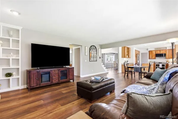 $924,900 | 7018 West Elmhurst Avenue, Littleton, CO 80128