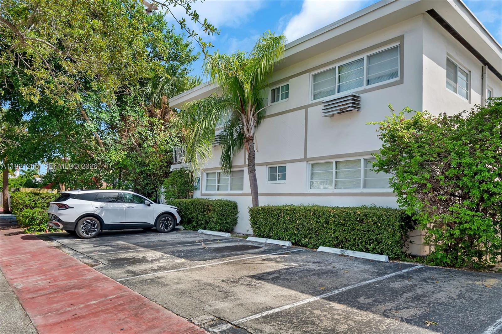 6921 Rue Vendome, Unit 1 Miami Beach, FL 33141 - Photo 24 of 27 a house view