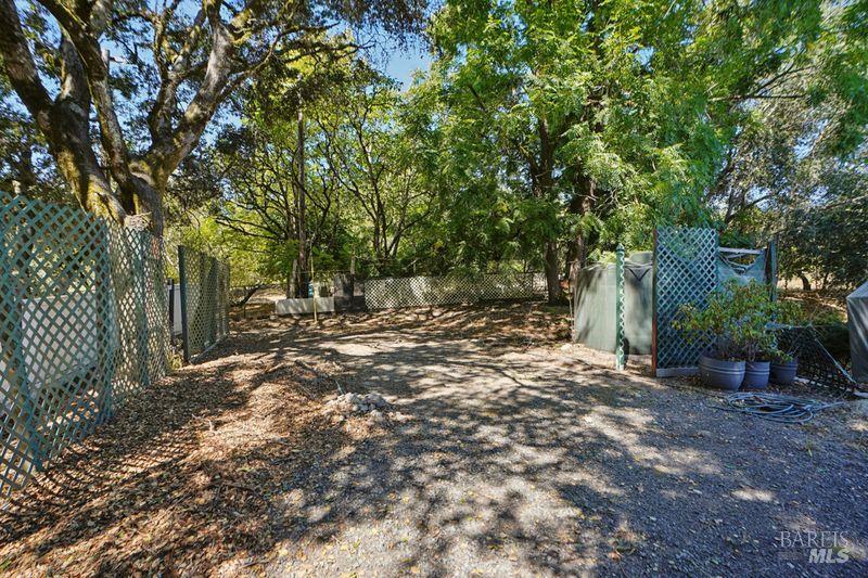 822 Robinson Road Sebastopol, CA 95472 - Photo 26 of 60 Gallery Image 26