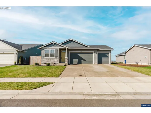 $540,000 | 210 Walnut Street, Mount Angel, OR 97362