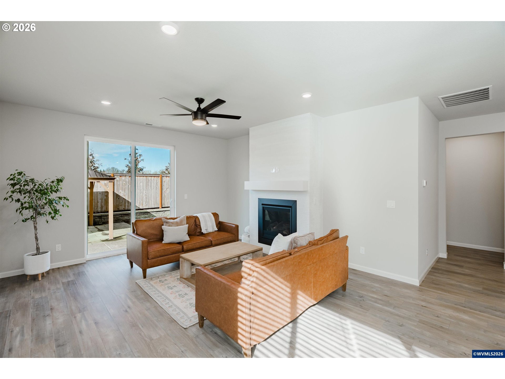 210 Walnut Street Mount Angel, OR 97362 - Photo 4 of 19