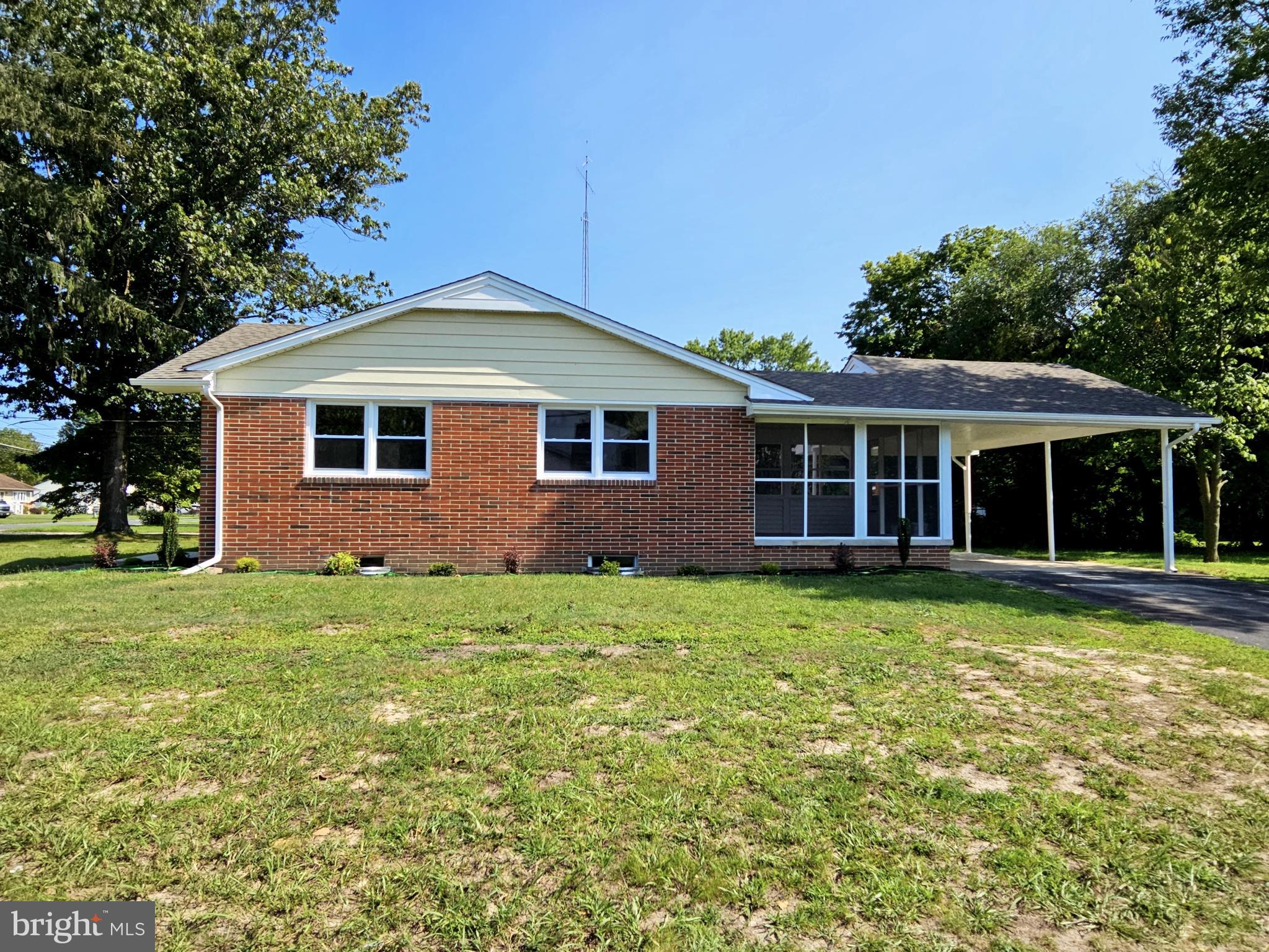 647 South Spring Road Vineland, NJ 08361 - Photo 5 of 37 Side View