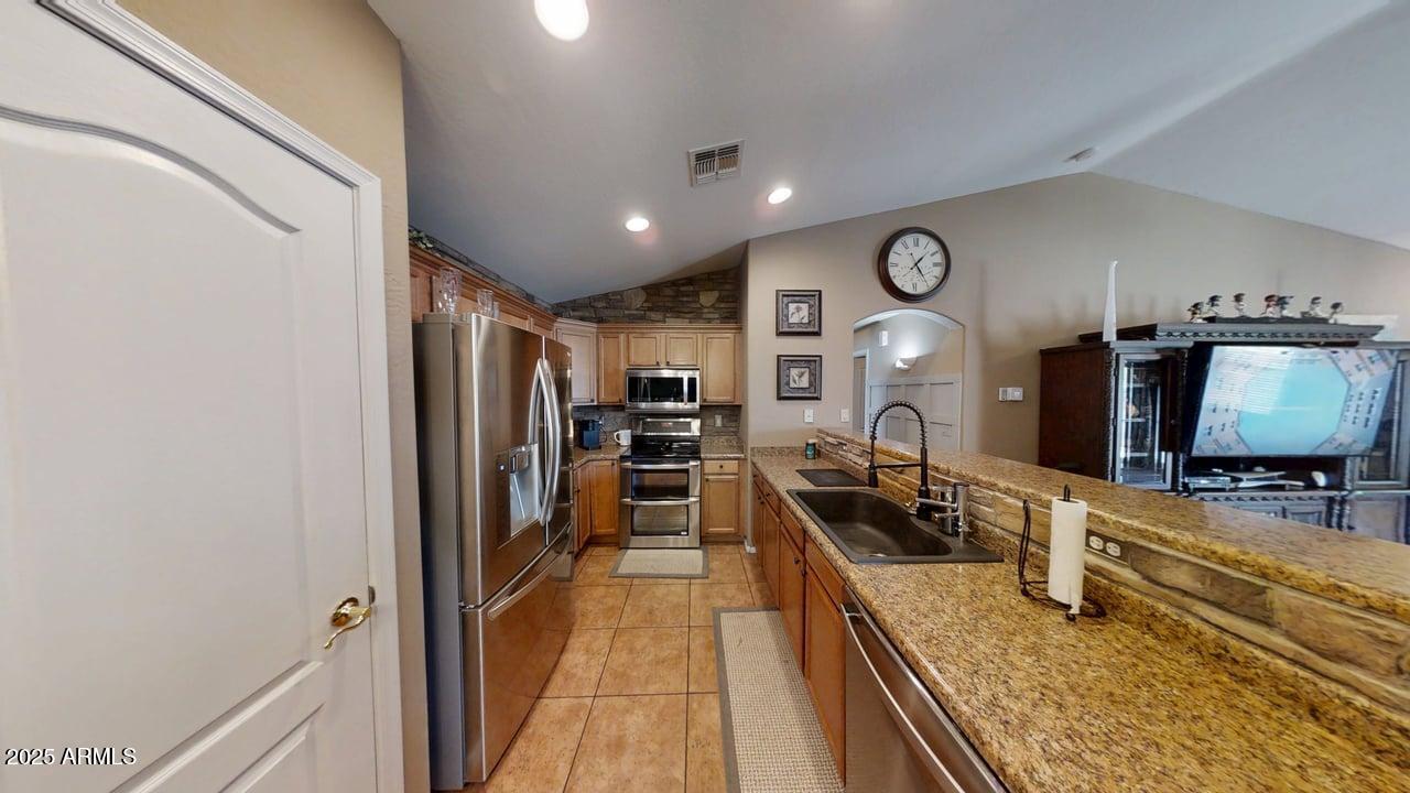 23969 West Pecan Road Buckeye, AZ 85326 - Photo 10 of 29 Untitled-08042025_191040
