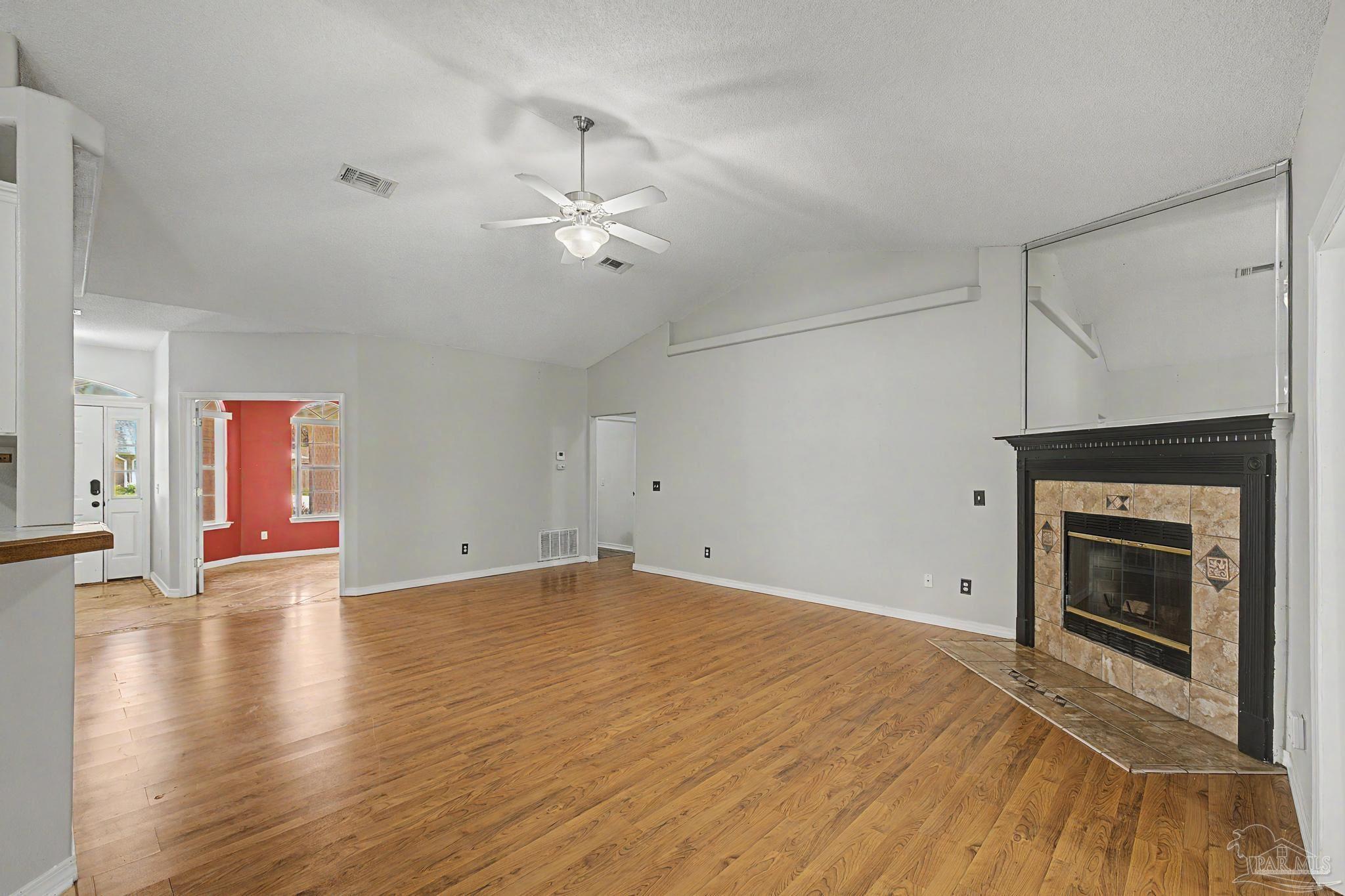 7145 Woodside Road Pensacola, FL 32526 - Photo 6 of 54