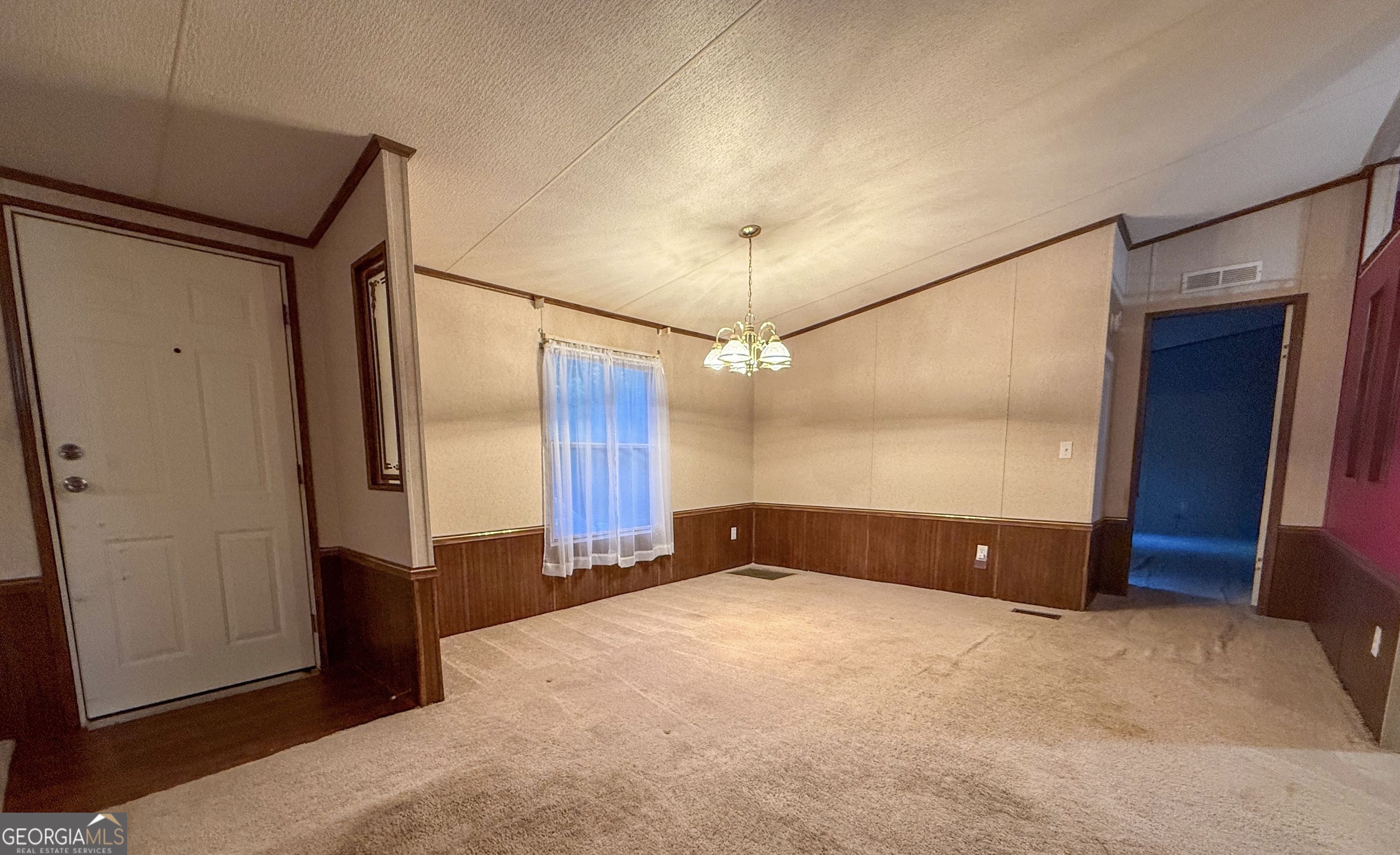 431 Paradise Valley Road Cleveland, GA 30528 - Photo 4 of 27 a bathroom with a tub and a shower