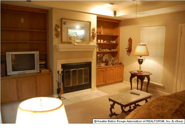 15626 Springwood Avenue Baton Rouge, LA 70817 - Photo 3 of 17 Gallery Image 3