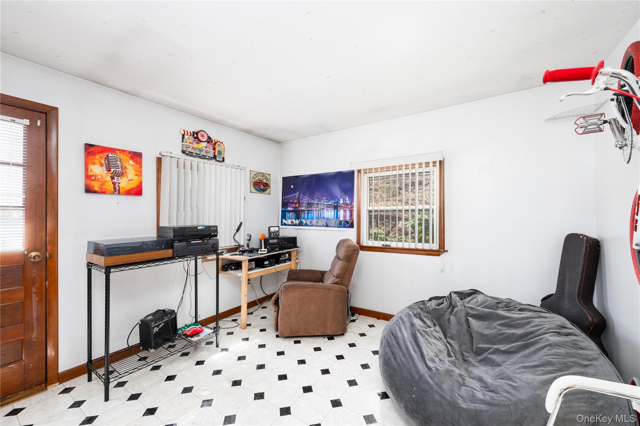 89 Baldwin Place Road Mahopac, NY 10541 - Photo 16 of 28