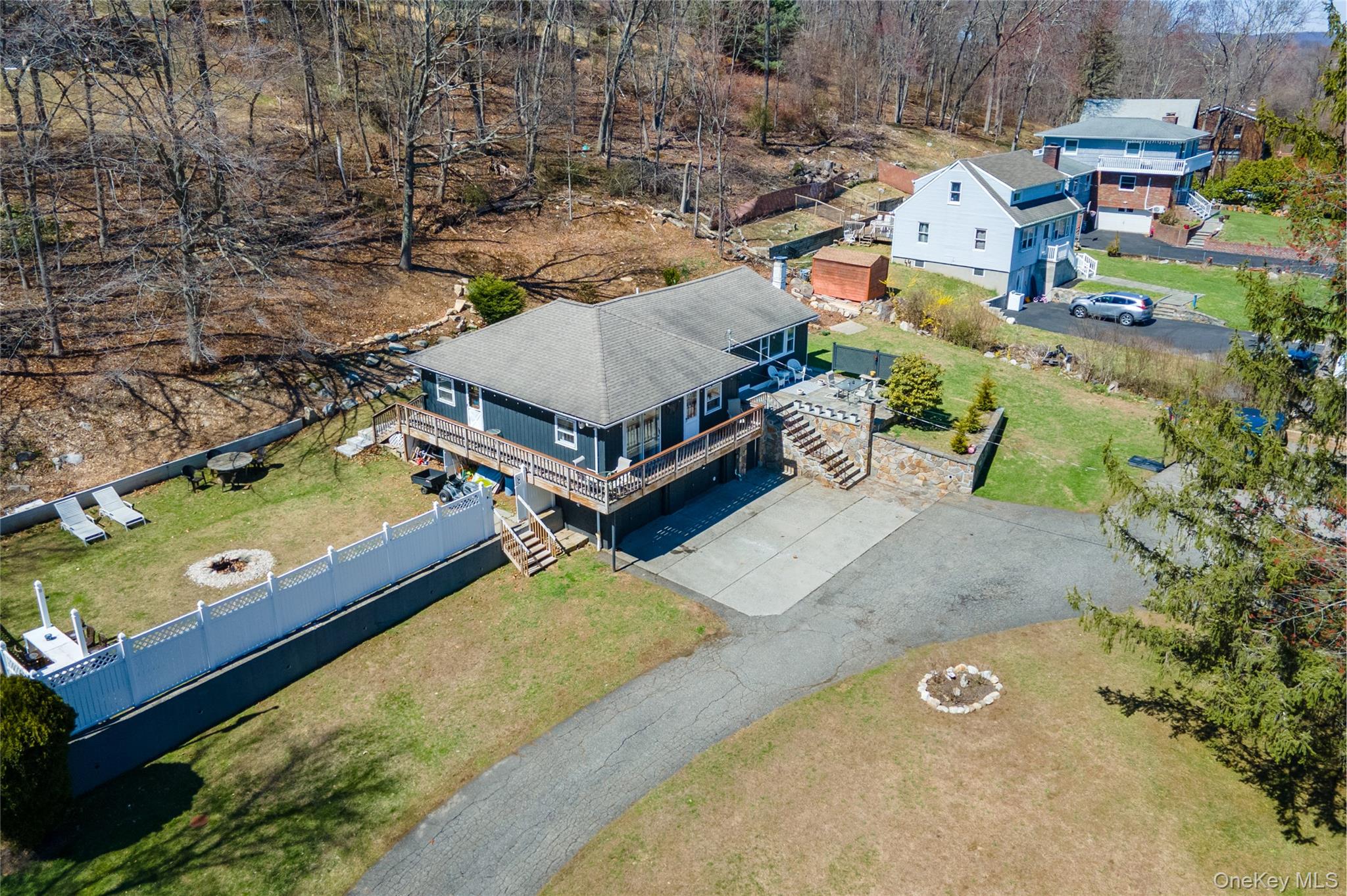 89 Baldwin Place Road Mahopac, NY 10541 - Photo 25 of 28