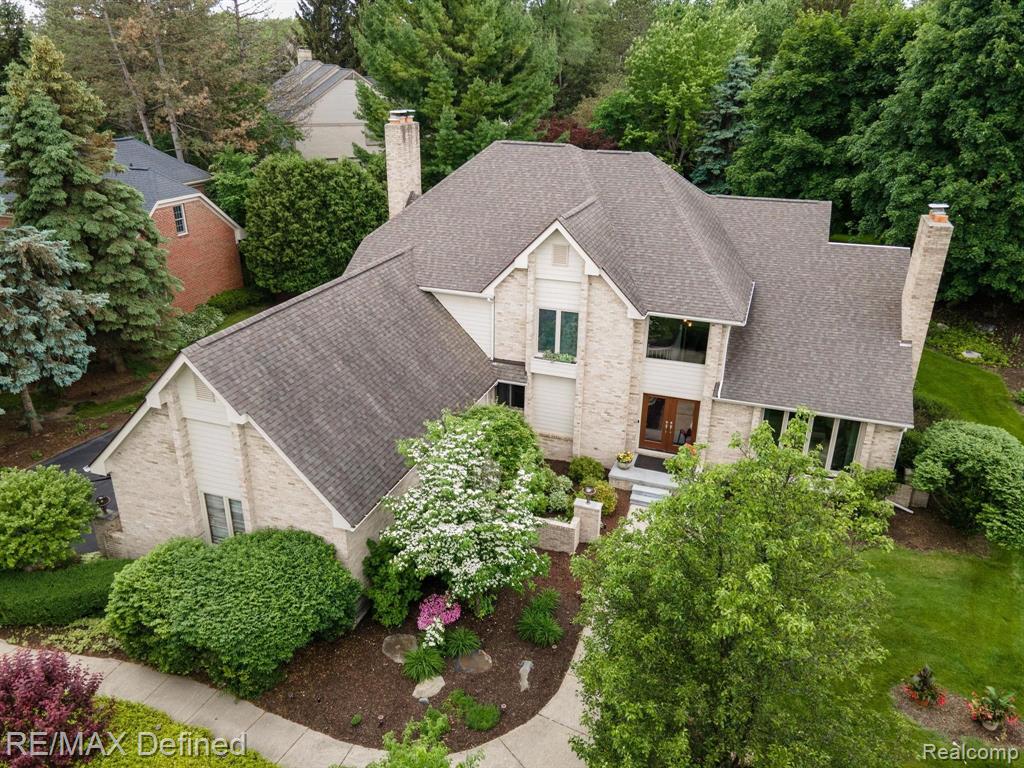 6358 Cherry Tree Court Rochester Hills, MI 48306 - Photo 1 of 47