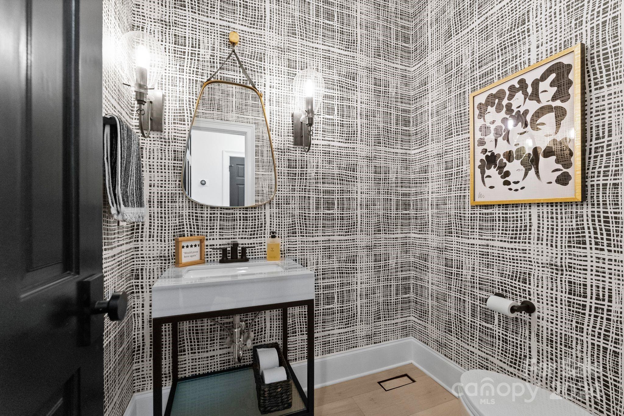 1946 Harris Road Charlotte, NC 28211 - Photo 11 of 48 Gallery Image 11