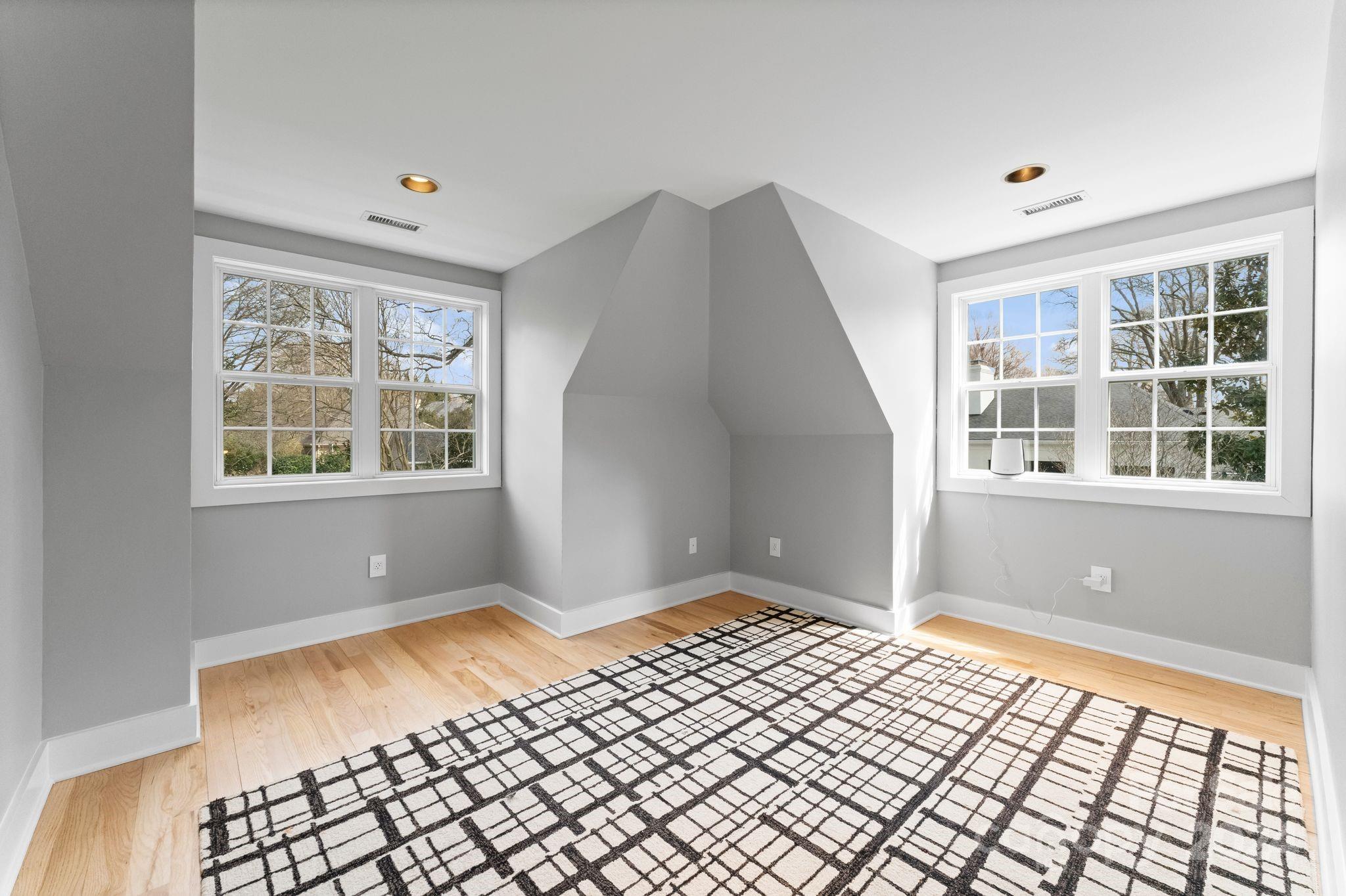 1946 Harris Road Charlotte, NC 28211 - Photo 40 of 48 Gallery Image 40
