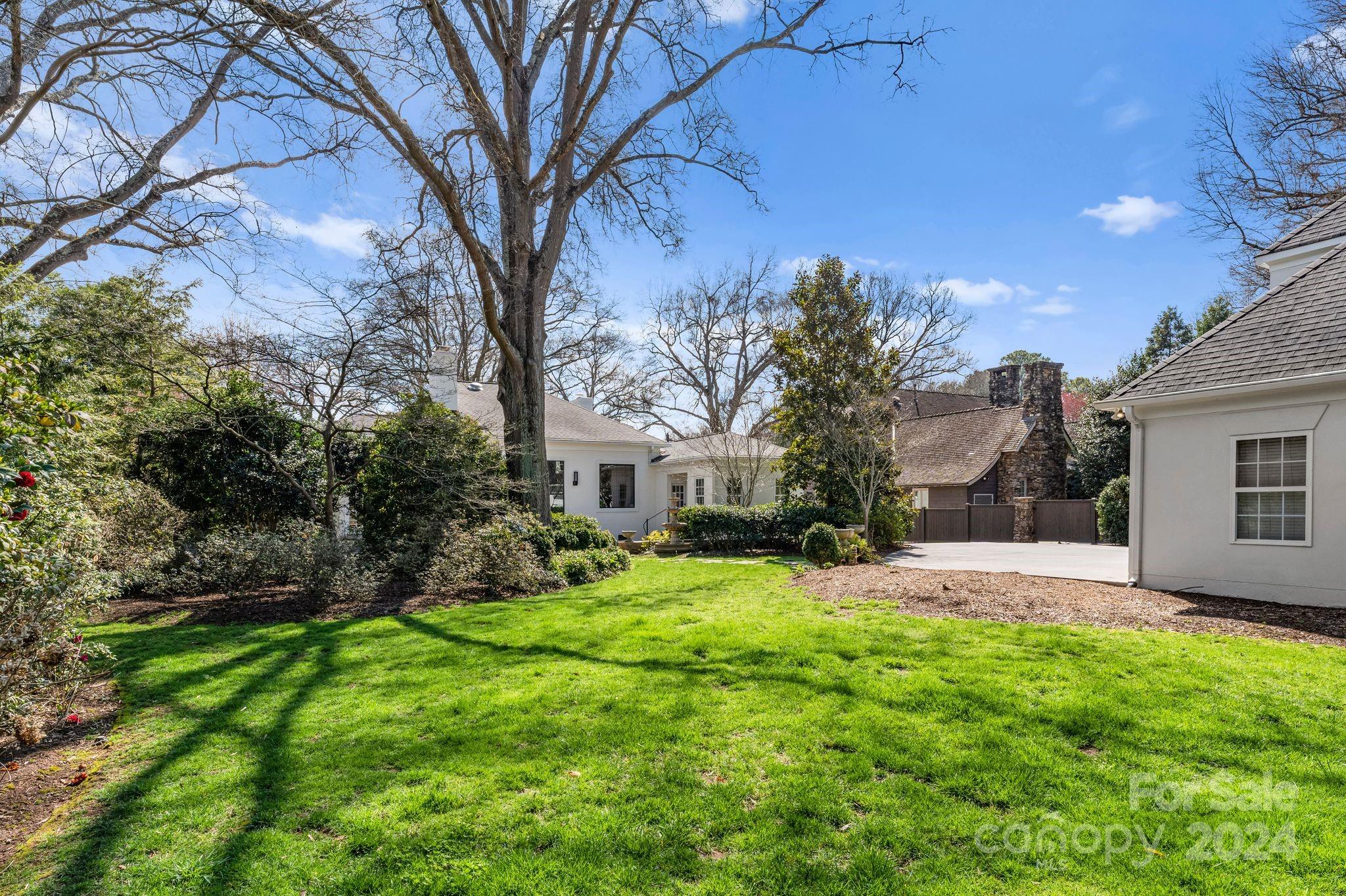 1946 Harris Road Charlotte, NC 28211 - Photo 47 of 48 Gallery Image 47