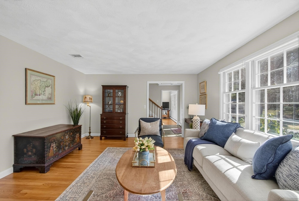 18 Bromfield Road Acton, MA 01720 - Photo 8 of 40