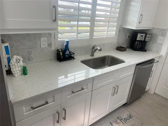$7,470 | 6020 Midnight Pass Road, Unit 51, Sarasota, FL 34242