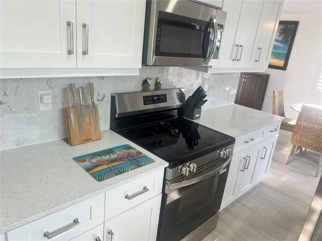 $7,470 | 6020 Midnight Pass Road, Unit 51, Sarasota, FL 34242