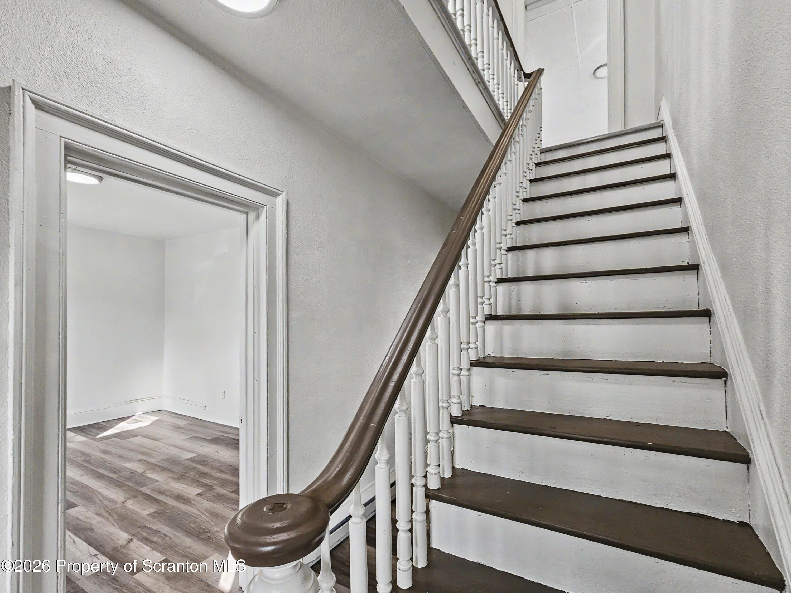 602 Prospect Avenue, Unit RIGHT Scranton, PA 18505 - Photo 2 of 16 Foyer