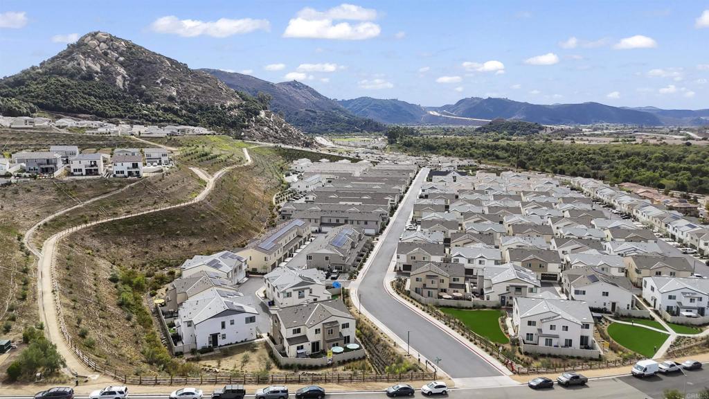 323 Citrine Trail Fallbrook, CA 92028 - Photo 19 of 21