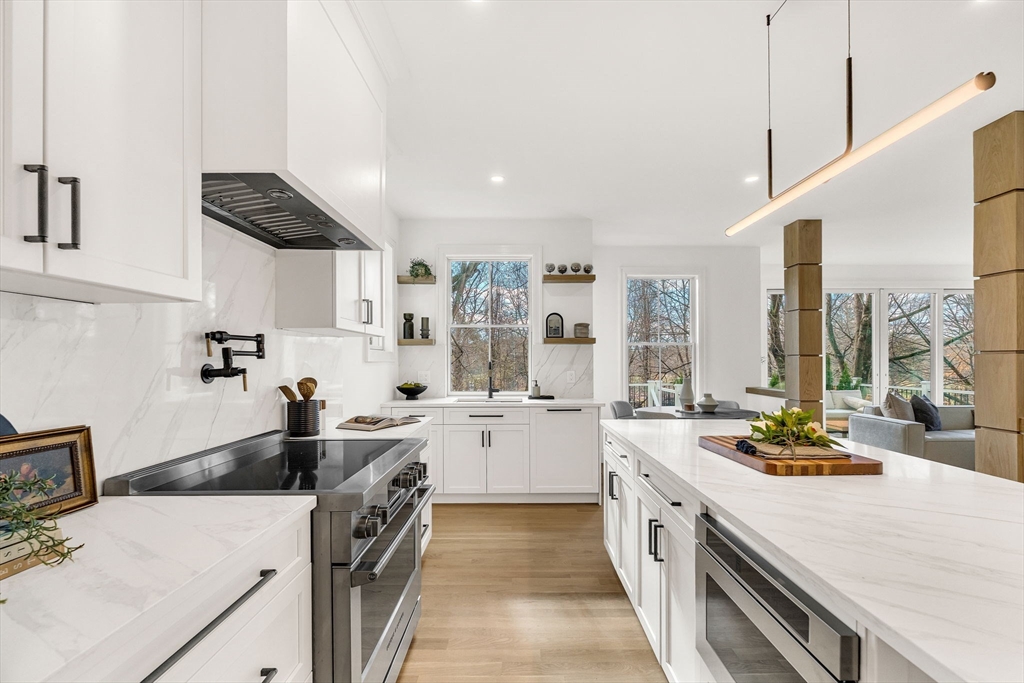 345 Linden Street Wellesley, MA 02481 - Photo 16 of 41