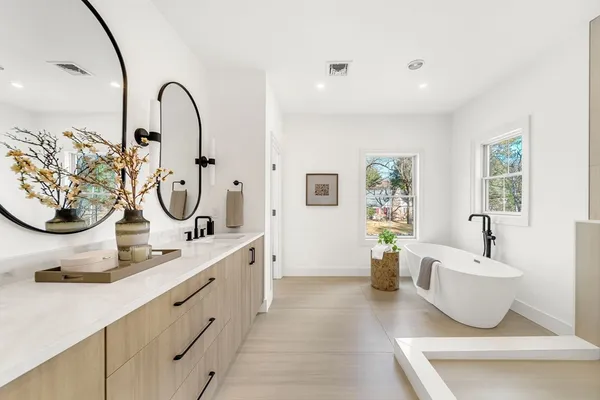 $2,695,000 | 345 Linden Street, Wellesley, MA 02481