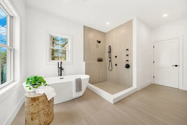 $2,695,000 | 345 Linden Street, Wellesley, MA 02481