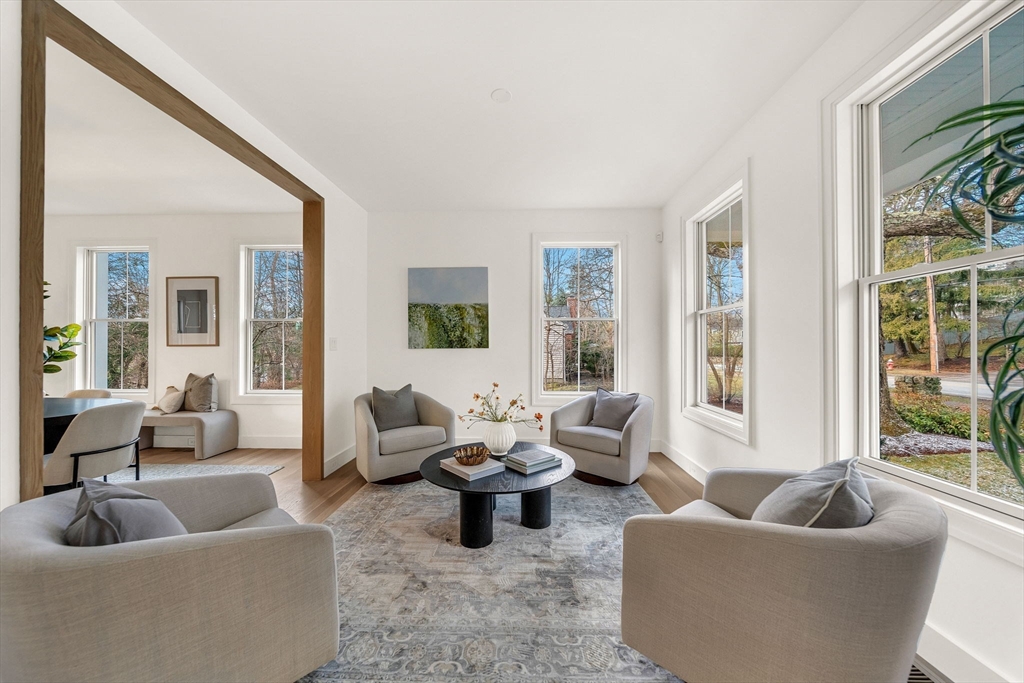 345 Linden Street Wellesley, MA 02481 - Photo 3 of 41