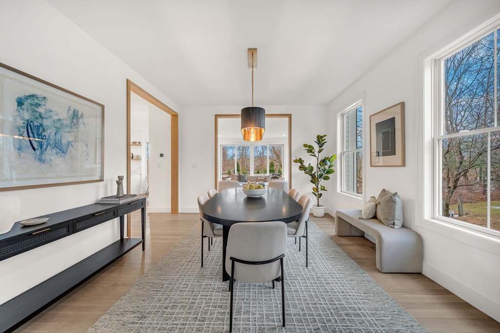 345 Linden Street Wellesley, MA 02481 - Photo 6 of 41