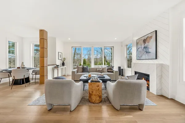 $2,695,000 | 345 Linden Street, Wellesley, MA 02481