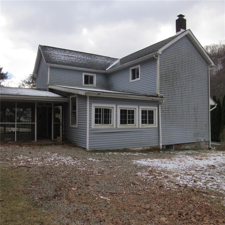 621 Canal Road Apollo, PA 15613 - Photo 3 of 19
