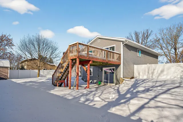 $315,000 | 5128 Martin Drive, Monticello, MN 55362