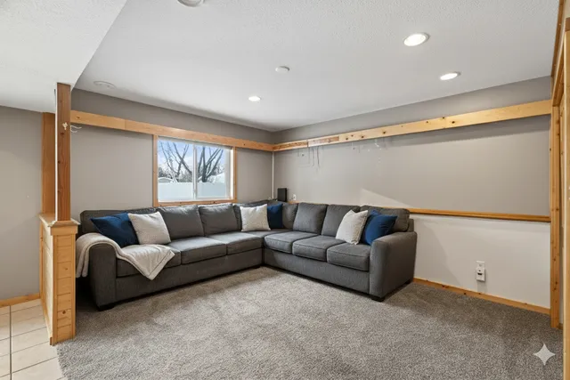 $315,000 | 5128 Martin Drive, Monticello, MN 55362