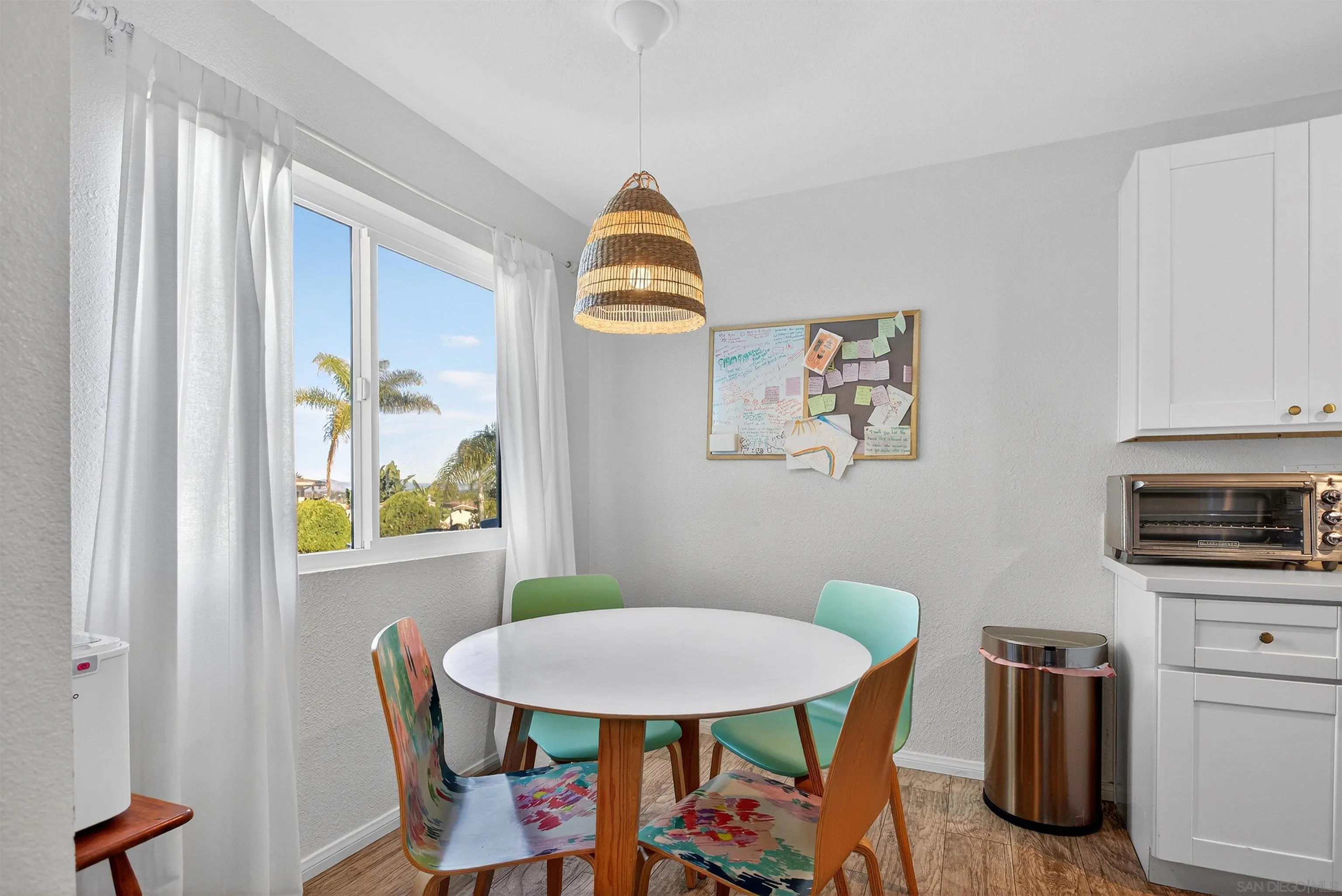3548 De Leone Road San Marcos, CA 92069 - Photo 11 of 46 Dining Area