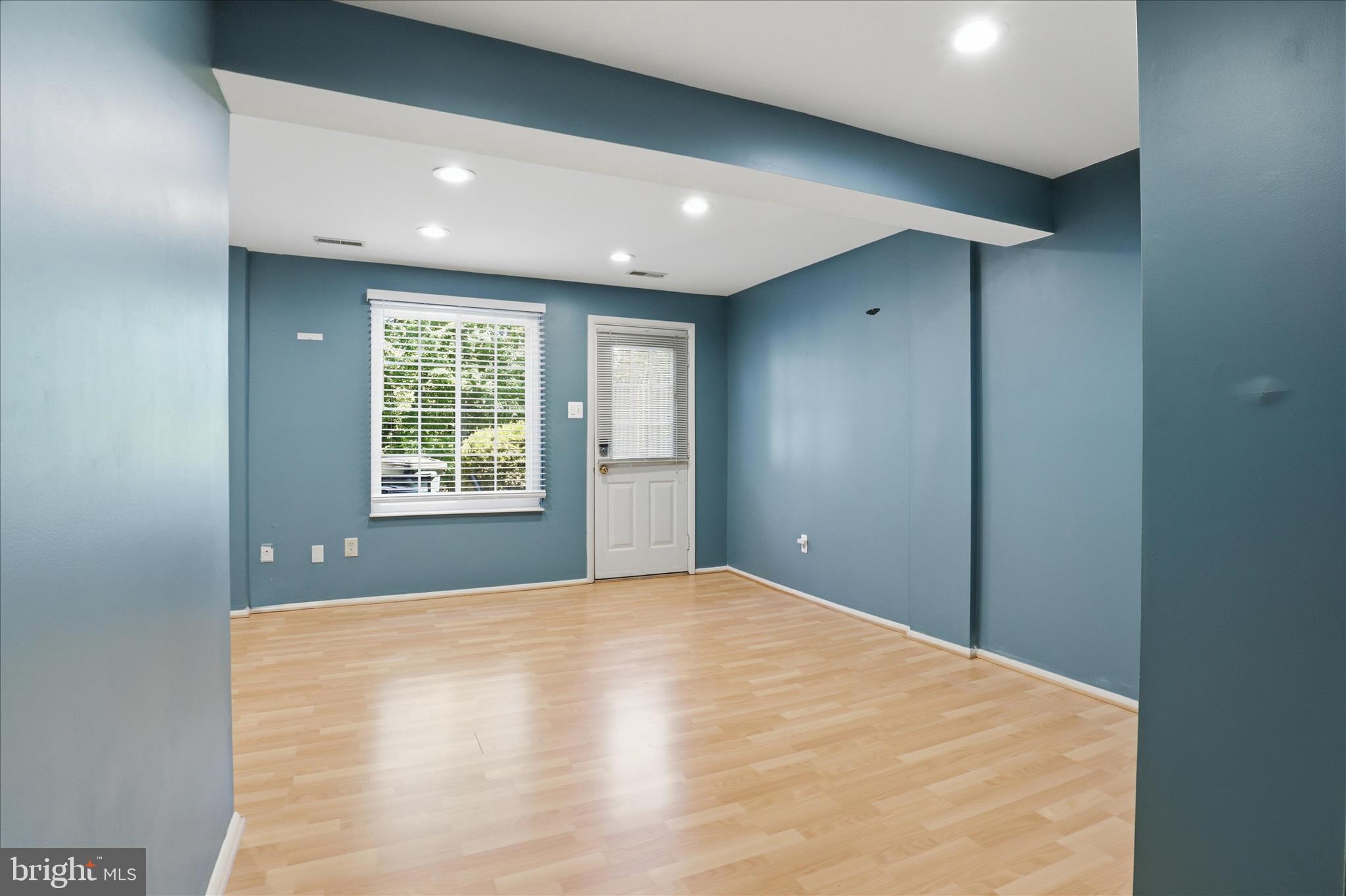 1660 Harvest Green Court Reston, VA 20194 - Photo 16 of 36