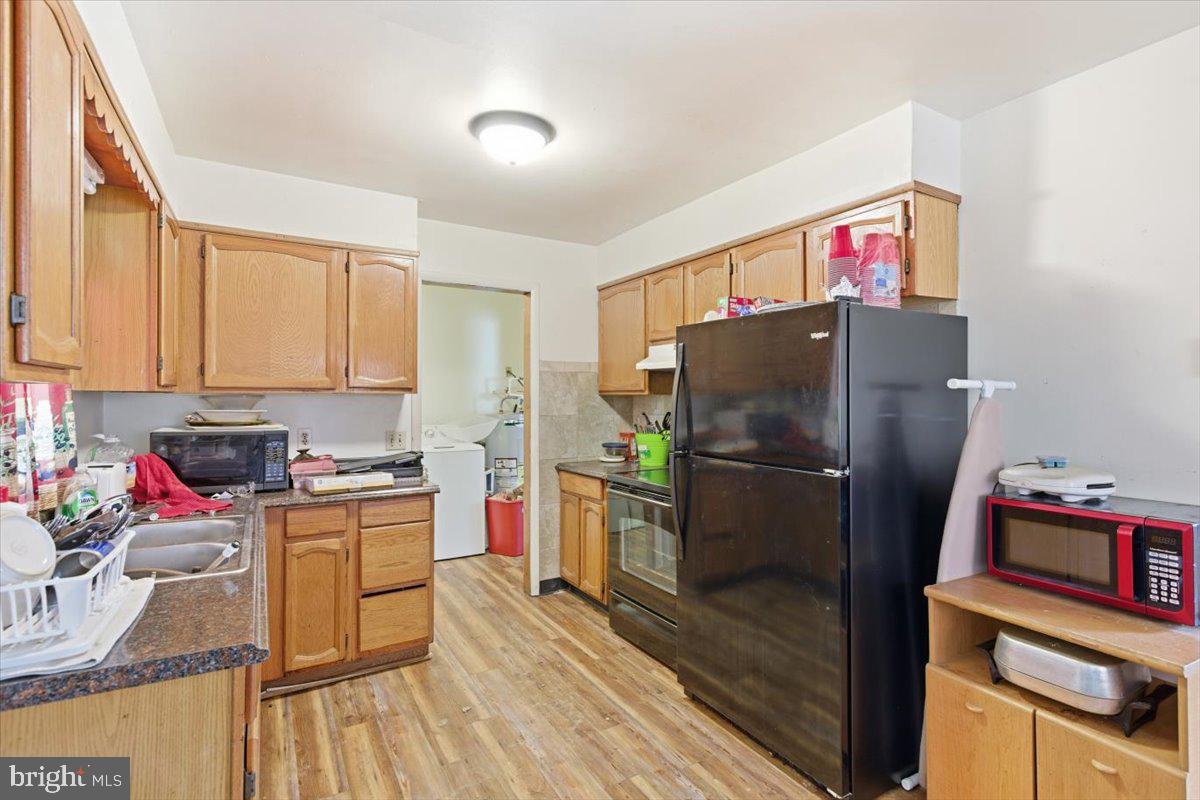6010 Dobson Road Hurlock, MD 21643 - Photo 10 of 21 09-Kitchen
