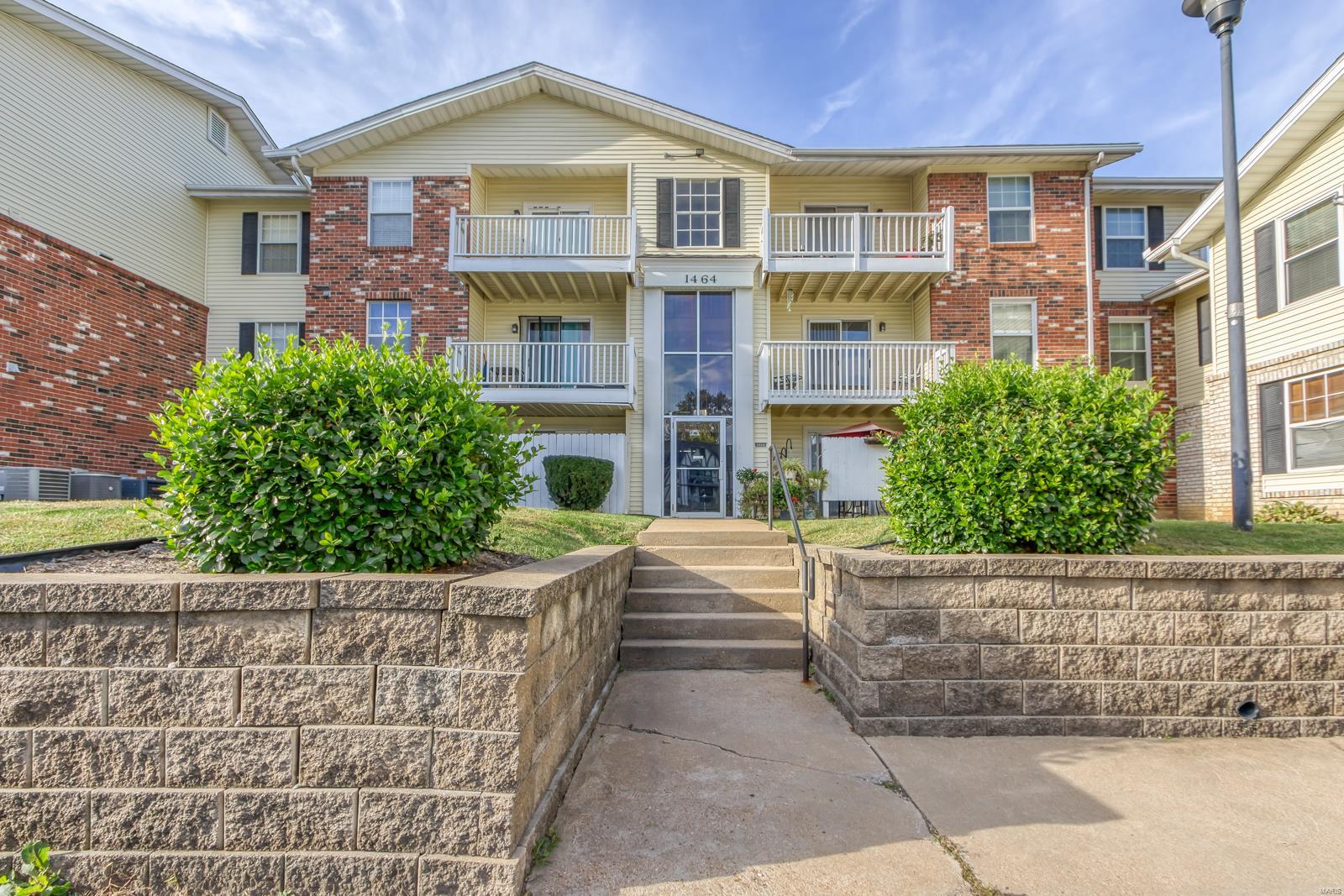 1464 Hawks Nest Drive, Unit H St. Charles, MO 63303 - Photo 1 of 39