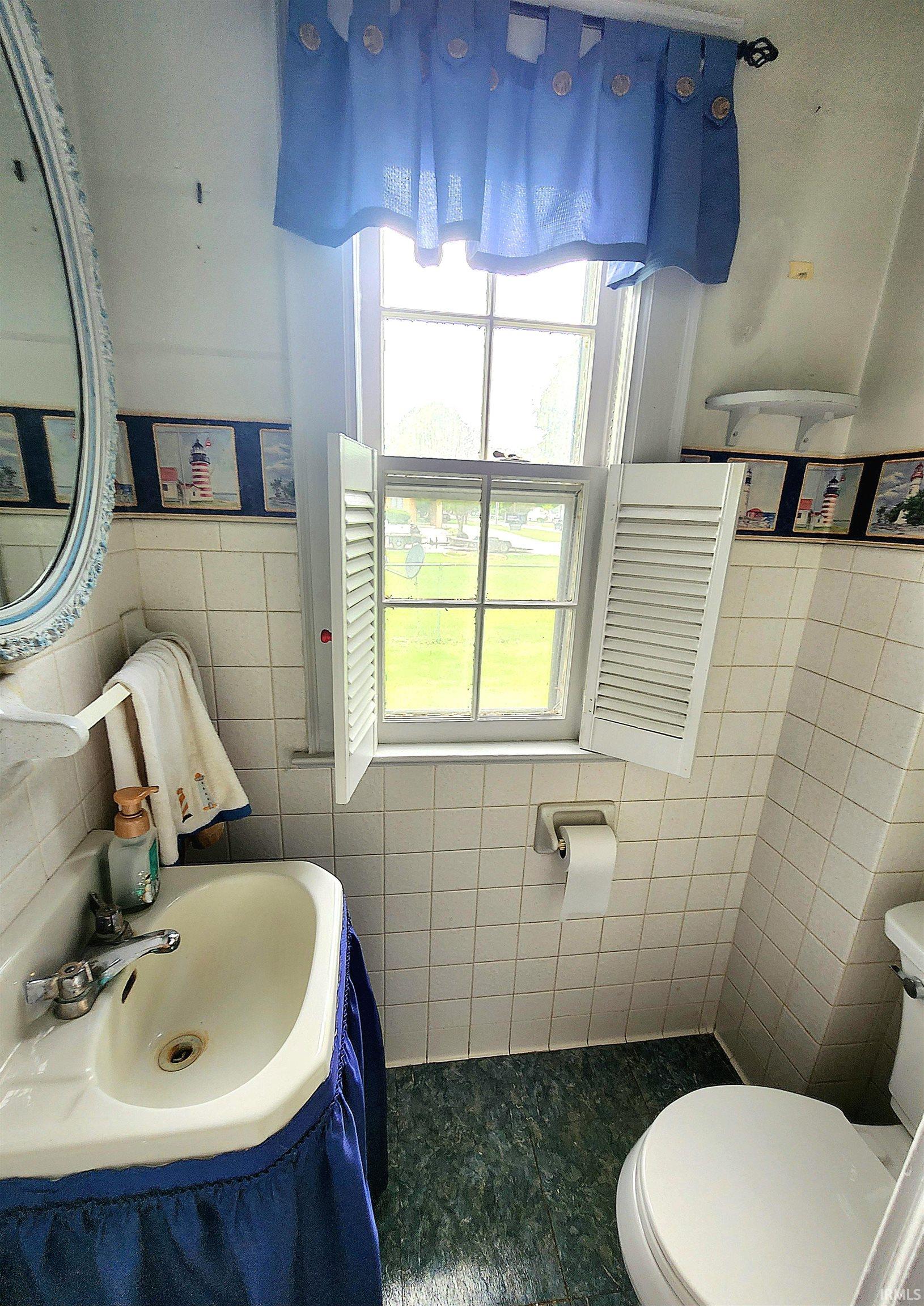 711 North Greene Road Goshen, IN 46526 - Photo 9 of 22 Gallery Image 9
