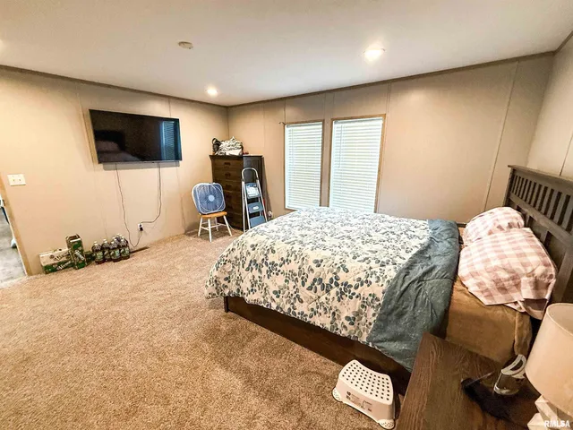 $215,000 | 119 South 6th Street Southwest, Clay City, IL 62824