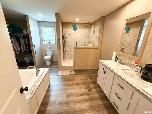 $215,000 | 119 South 6th Street Southwest, Clay City, IL 62824