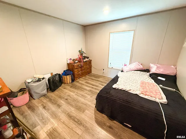 $215,000 | 119 South 6th Street Southwest, Clay City, IL 62824