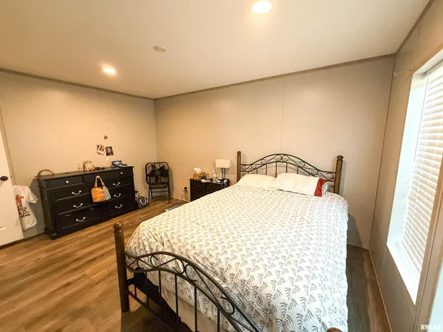 $215,000 | 119 South 6th Street Southwest, Clay City, IL 62824