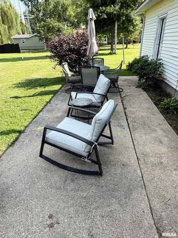 $215,000 | 119 South 6th Street Southwest, Clay City, IL 62824