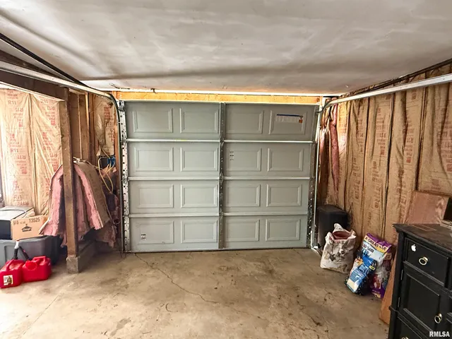 $215,000 | 119 South 6th Street Southwest, Clay City, IL 62824