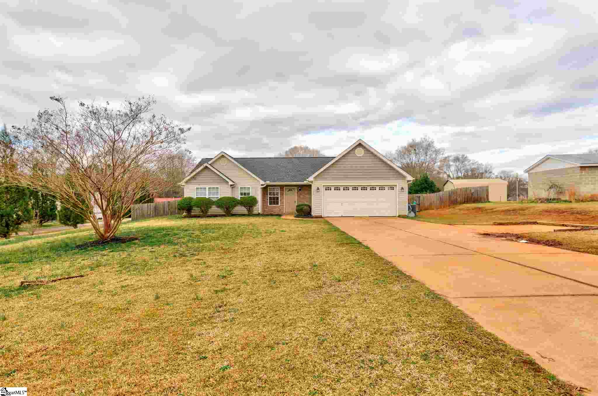 104 State Rd S-42-657 Duncan, SC 29334 - Photo 1 of 21 Gallery Image 1