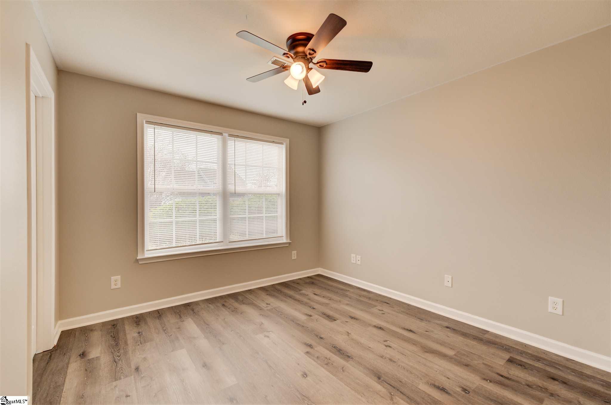 104 State Rd S-42-657 Duncan, SC 29334 - Photo 5 of 21 Gallery Image 5