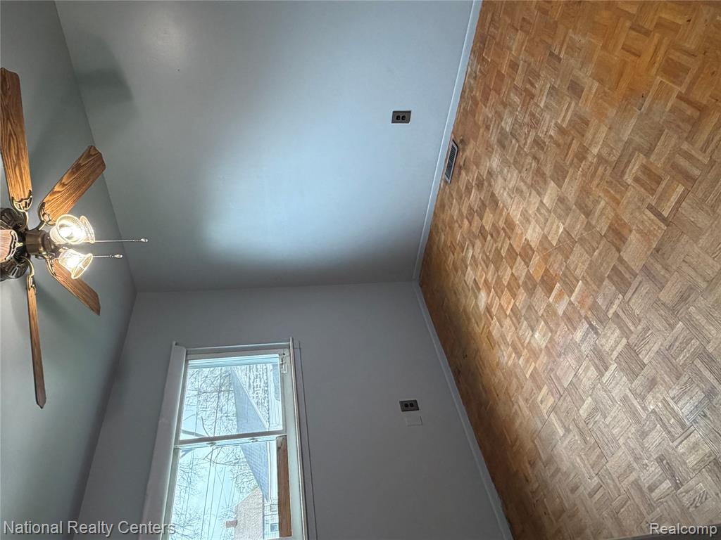 6836 Mansfield Street Detroit, MI 48228 - Photo 8 of 21 Gallery Image 8