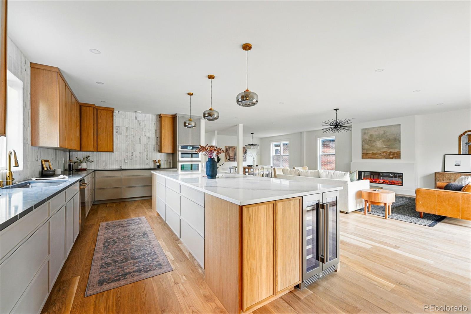 2391 Hudson Street Denver, CO 80207 - Photo 16 of 47