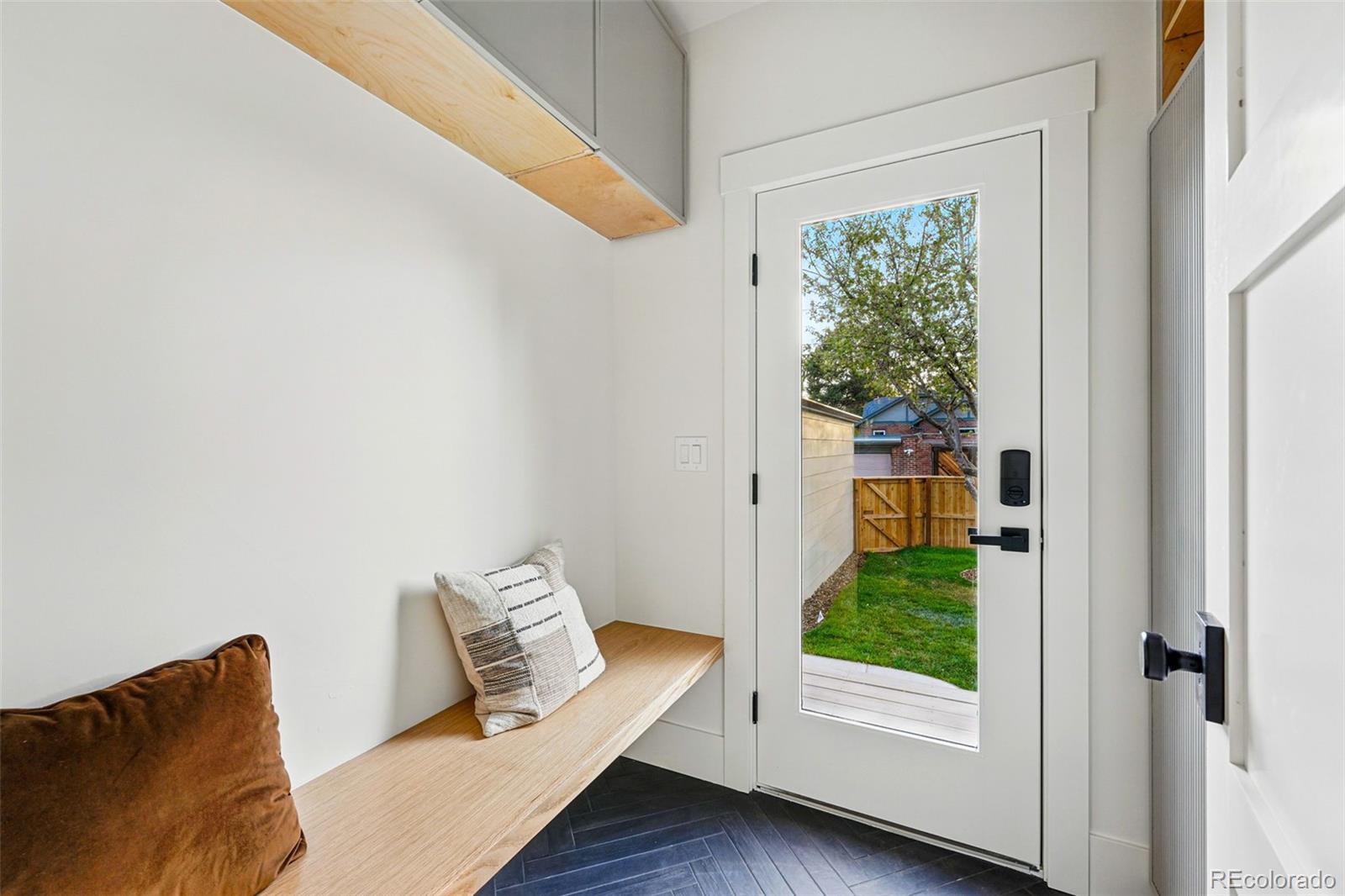 2391 Hudson Street Denver, CO 80207 - Photo 18 of 47