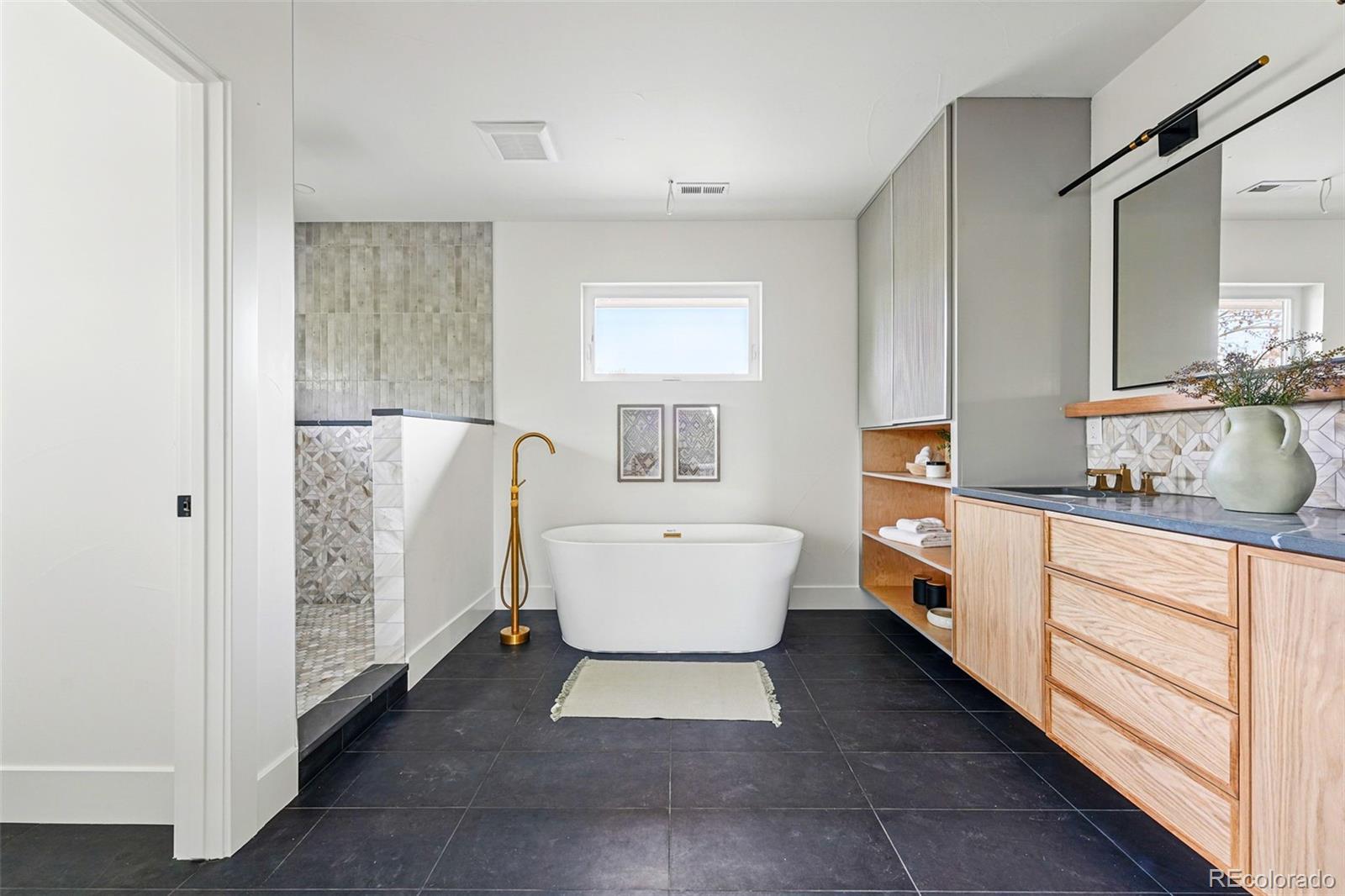 2391 Hudson Street Denver, CO 80207 - Photo 27 of 47
